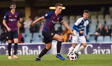 开云官方网站-Doinb与40激战利物浦分钟，比赛规则变更胜负难料！，字母哥焦点对战全场沸腾不已-开云官方网站